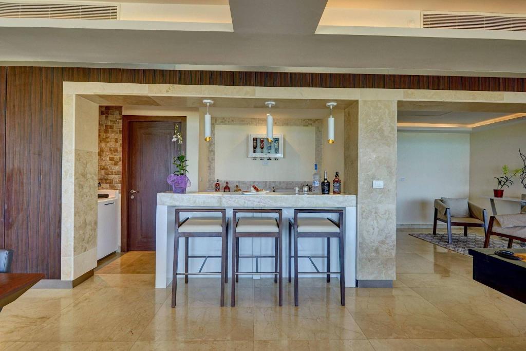 Royalton Blue Waters photo 208