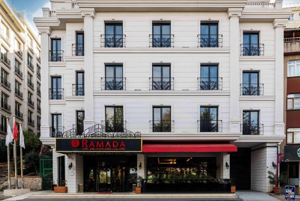 Ramada By Wyndham Istanbul Golden Horn