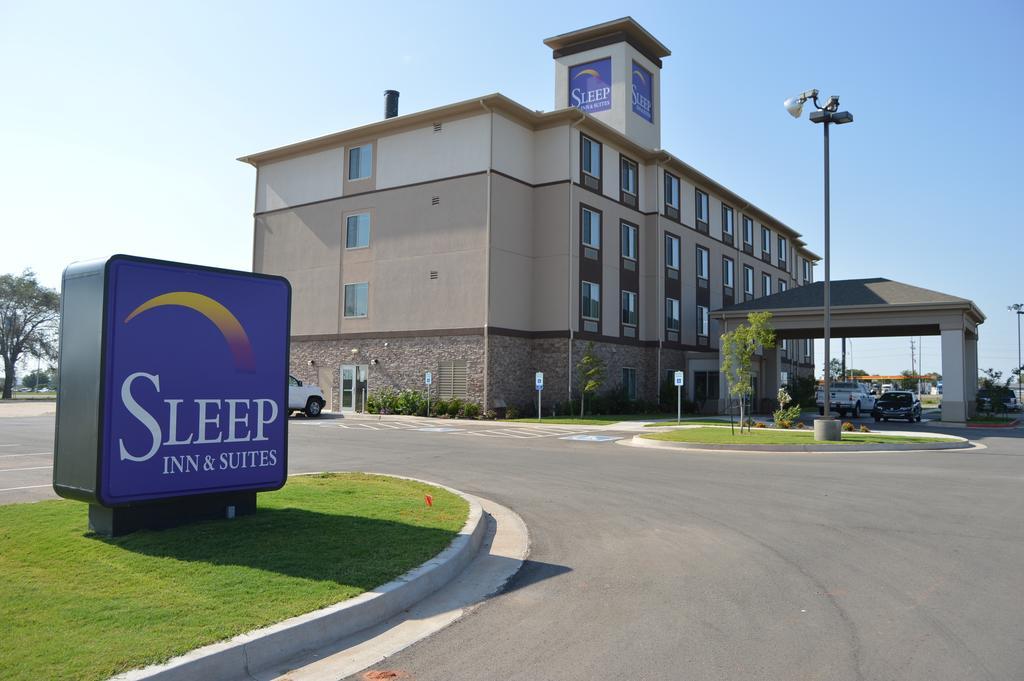 Sleep Inn & Suites