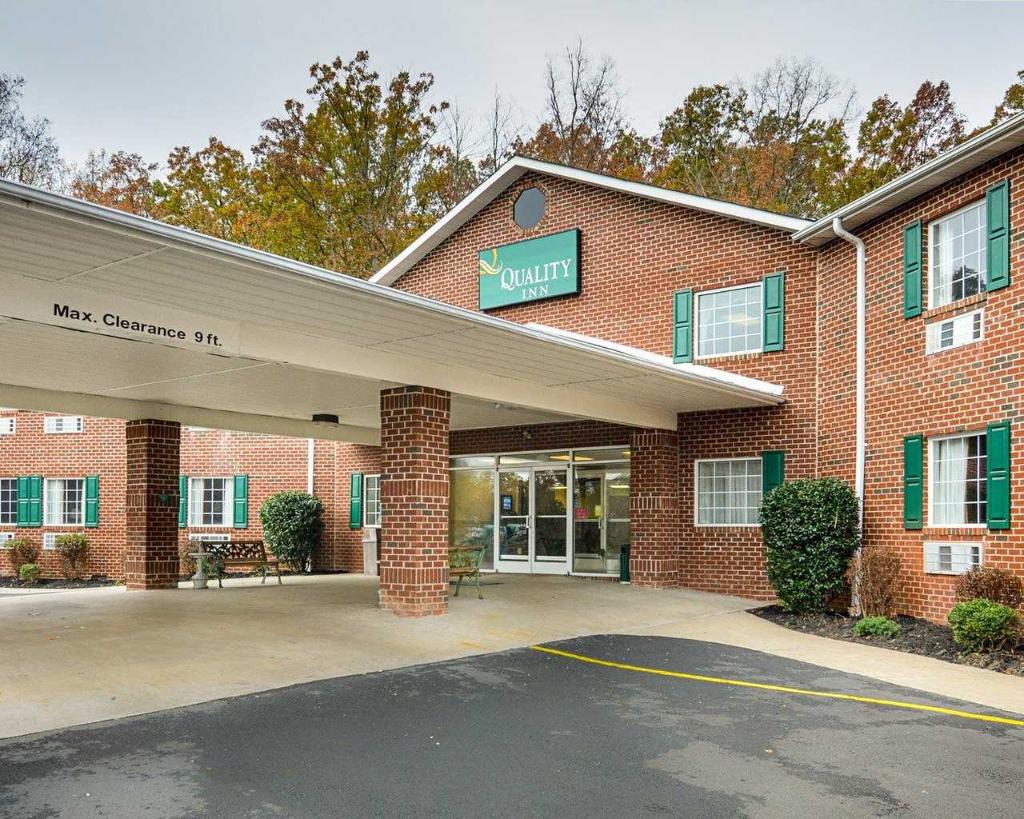 Quality Inn Burkeville en Farmville (y alrededores)