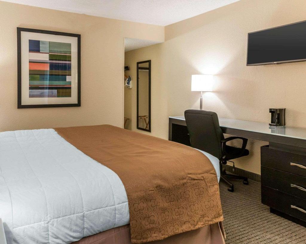 Quality Inn Indianapolis Northwest