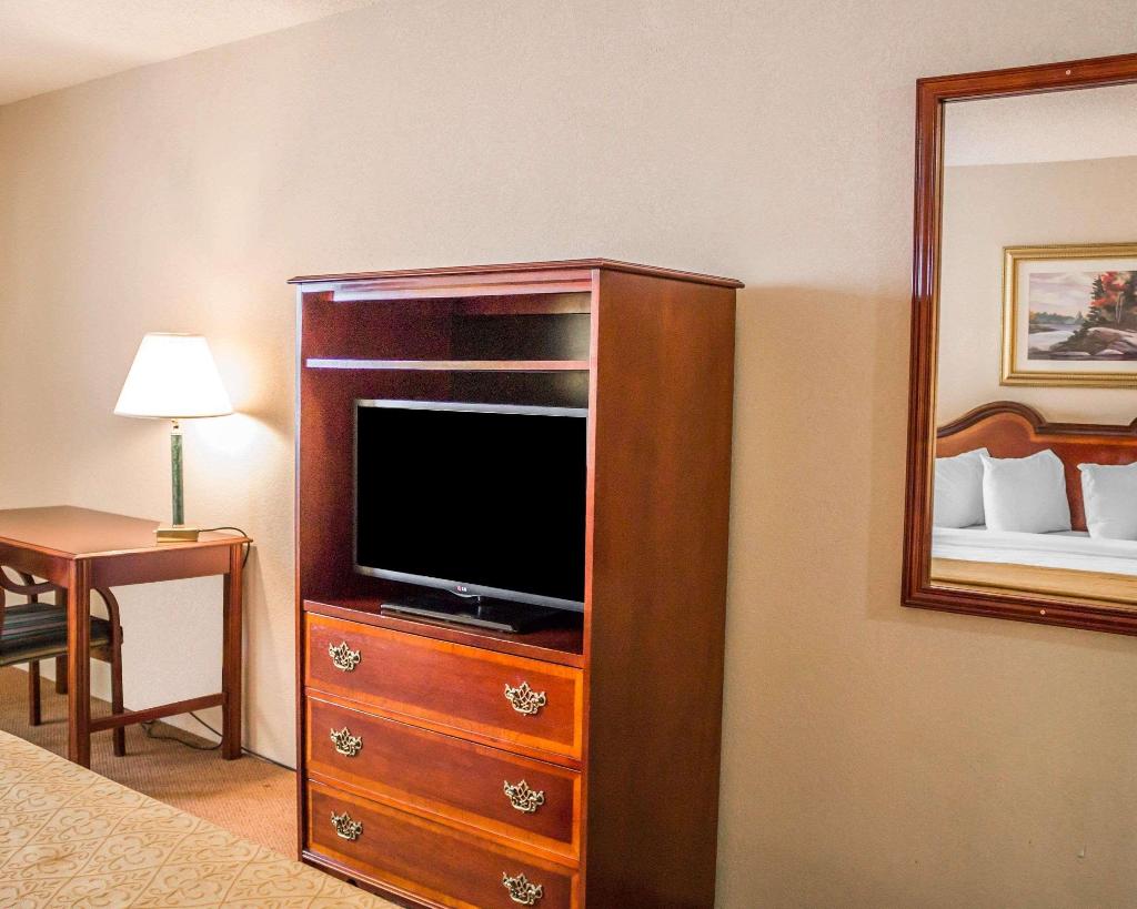 Quality Inn & Suites Manistique