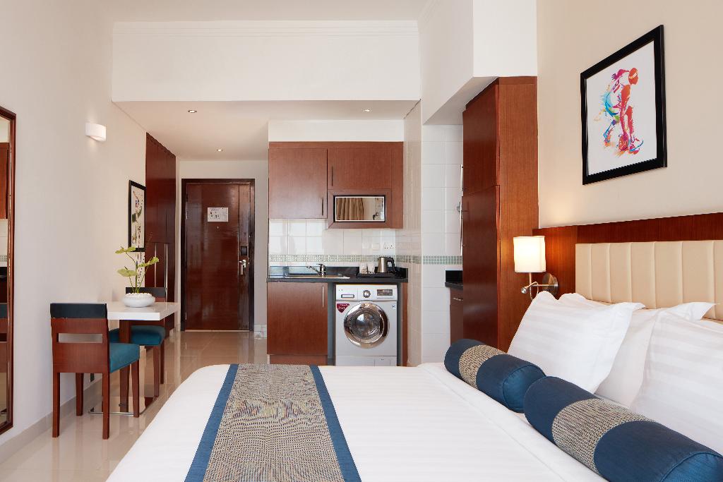 hotel-thumb