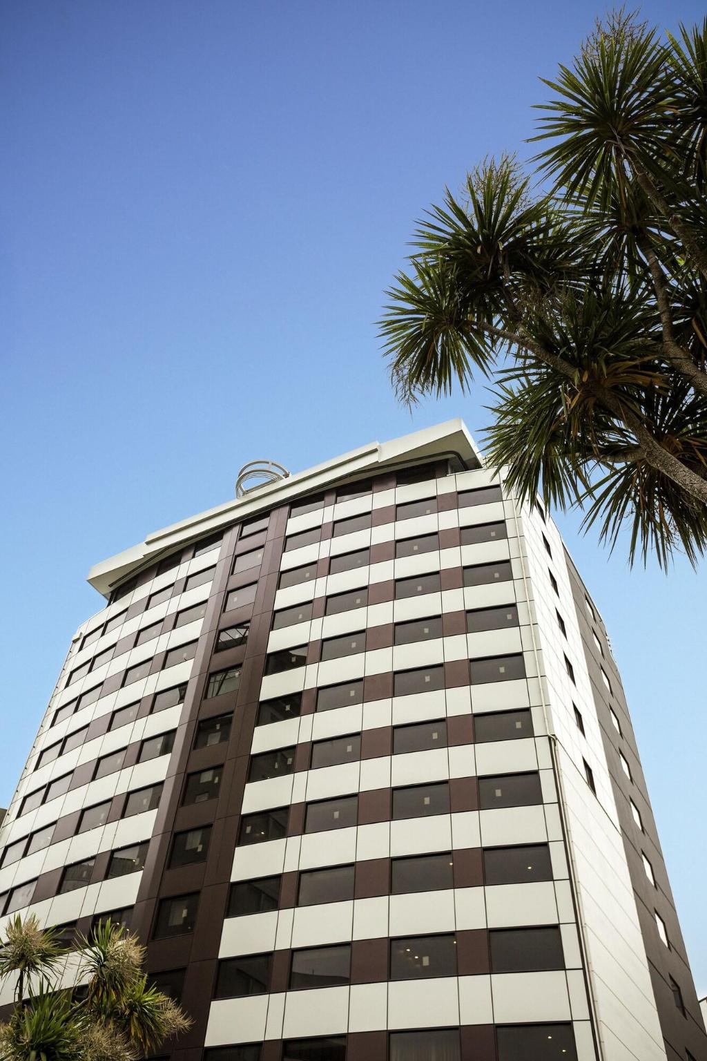 hotel-thumb