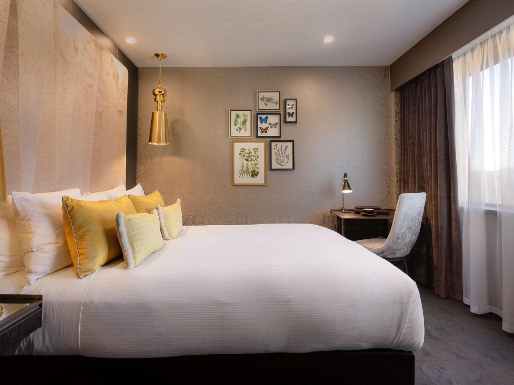 hotel-thumb