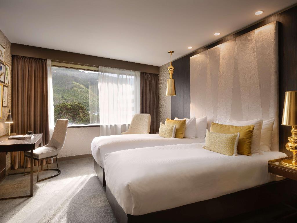 hotel-thumb