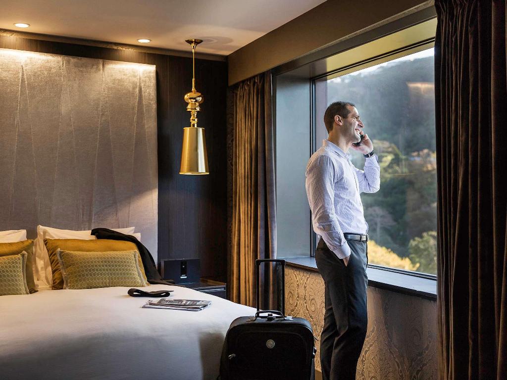 hotel-thumb