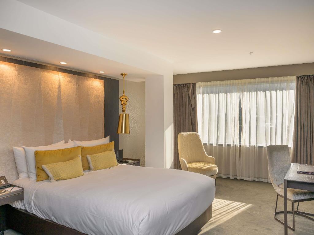 hotel-thumb
