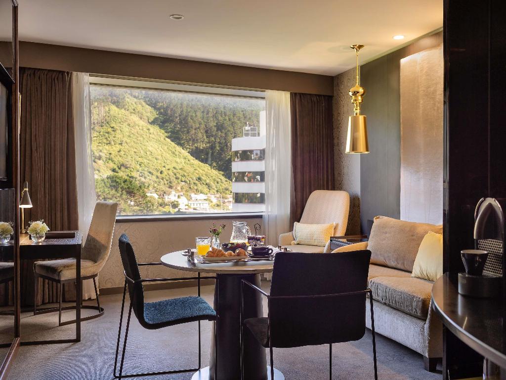 hotel-thumb