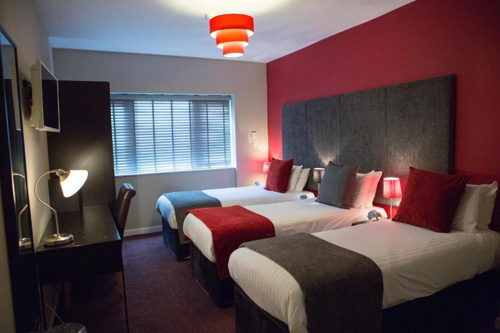 The Townhouse Hotel