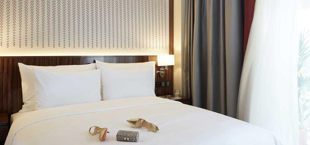 hotel-thumb