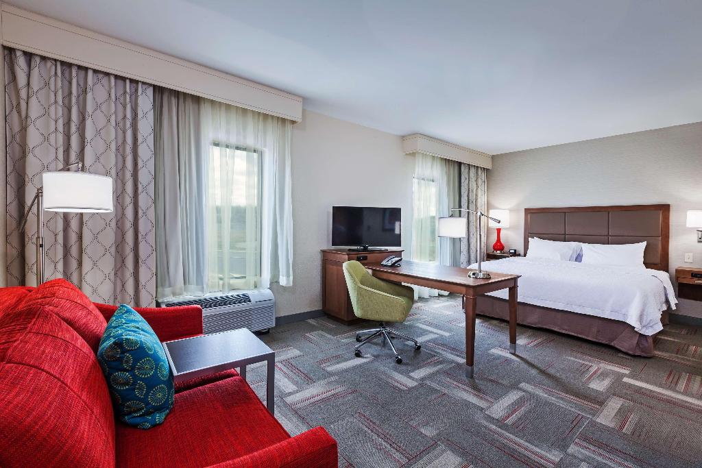 Hampton Inn & Suites Claremore