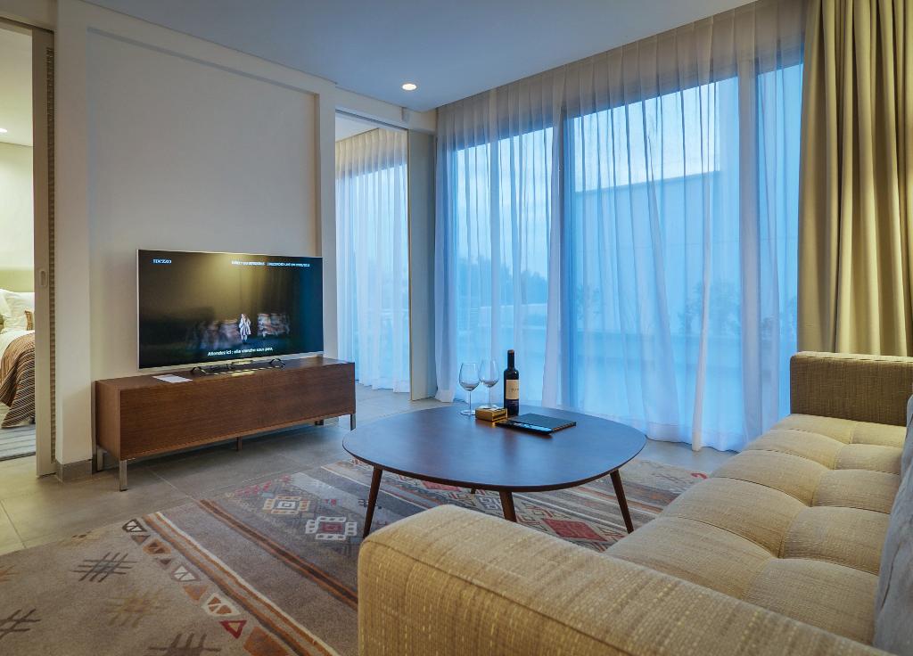 Elma Arts Complex Luxury Hotel