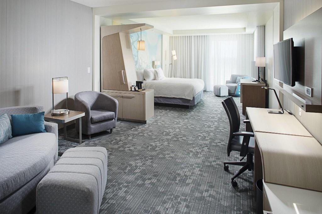 Courtyard by Marriott Dallas Carrollton