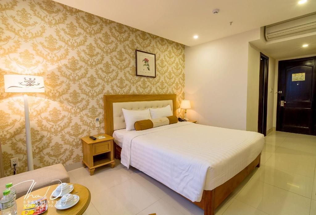 Royal Ocean Hotel