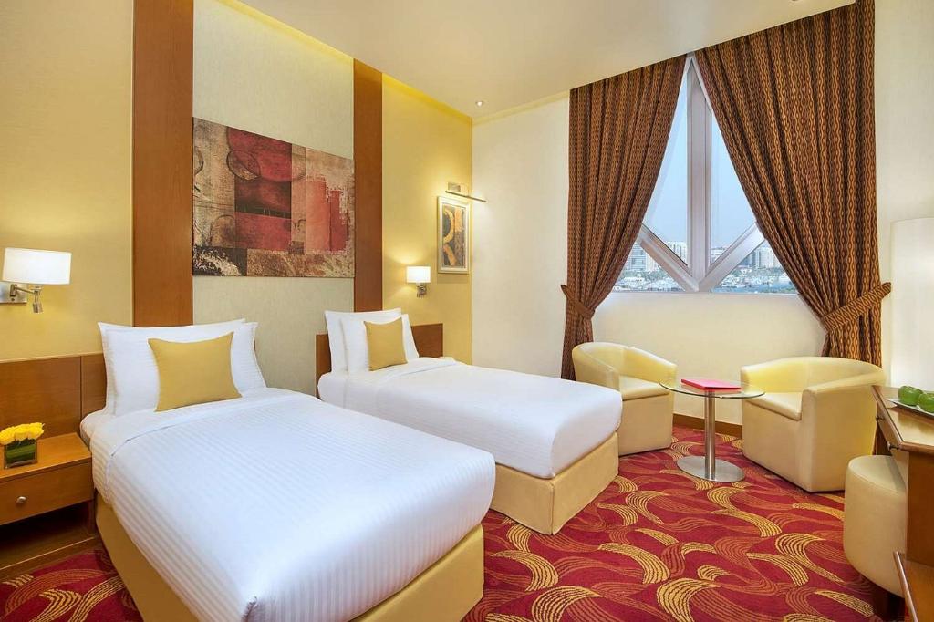 hotel-thumb