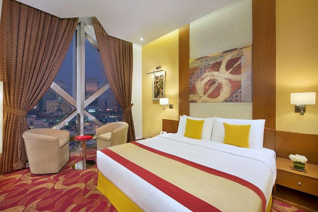 hotel-thumb