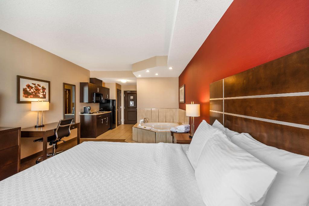 Best Western Plus Kindersley Hotel