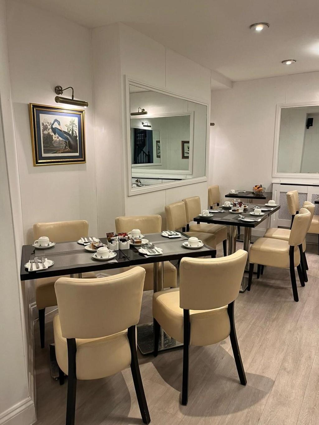 Hotel La Place