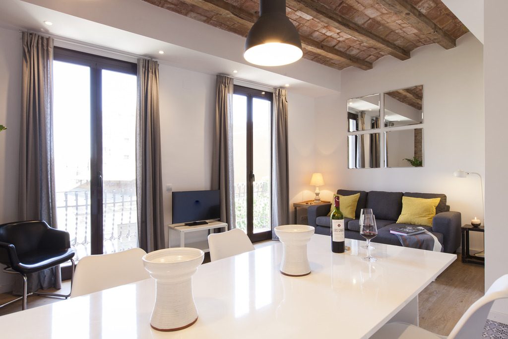 Charming Flats by Aspasios