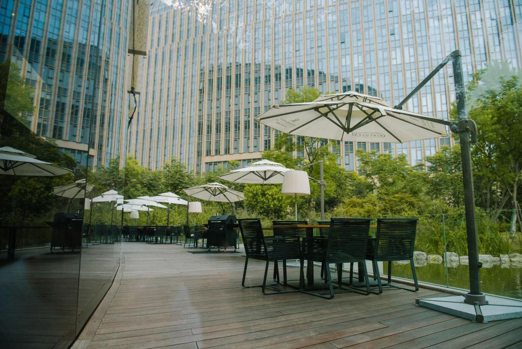 Renaissance Nanjing Olympic Centre Hotel