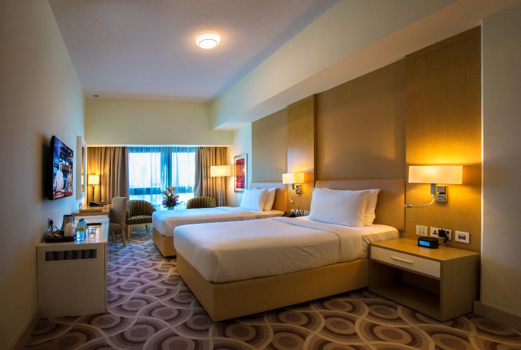 hotel-thumb