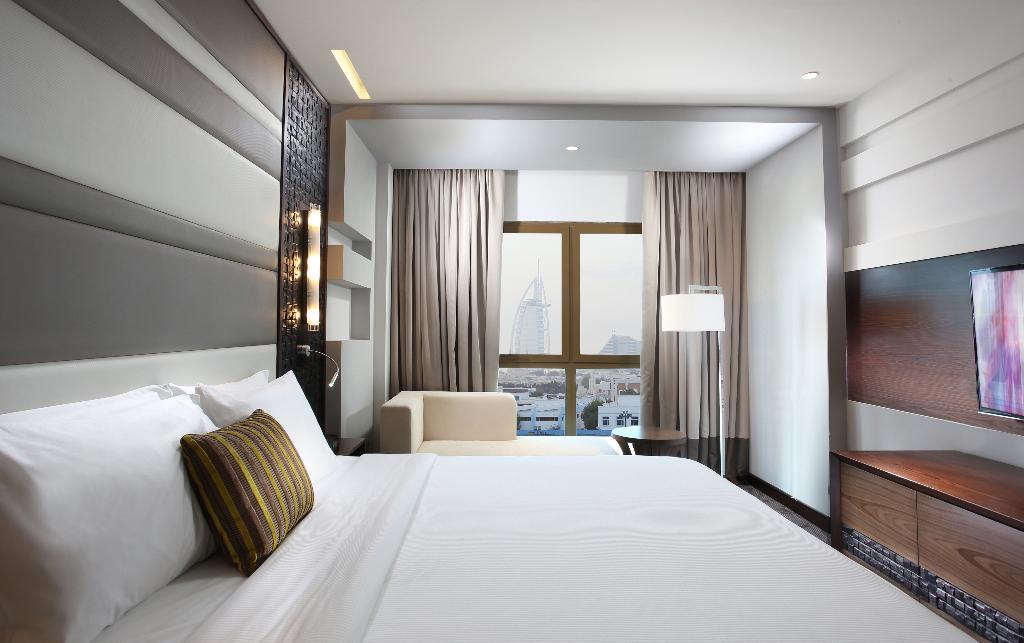 hotel-thumb