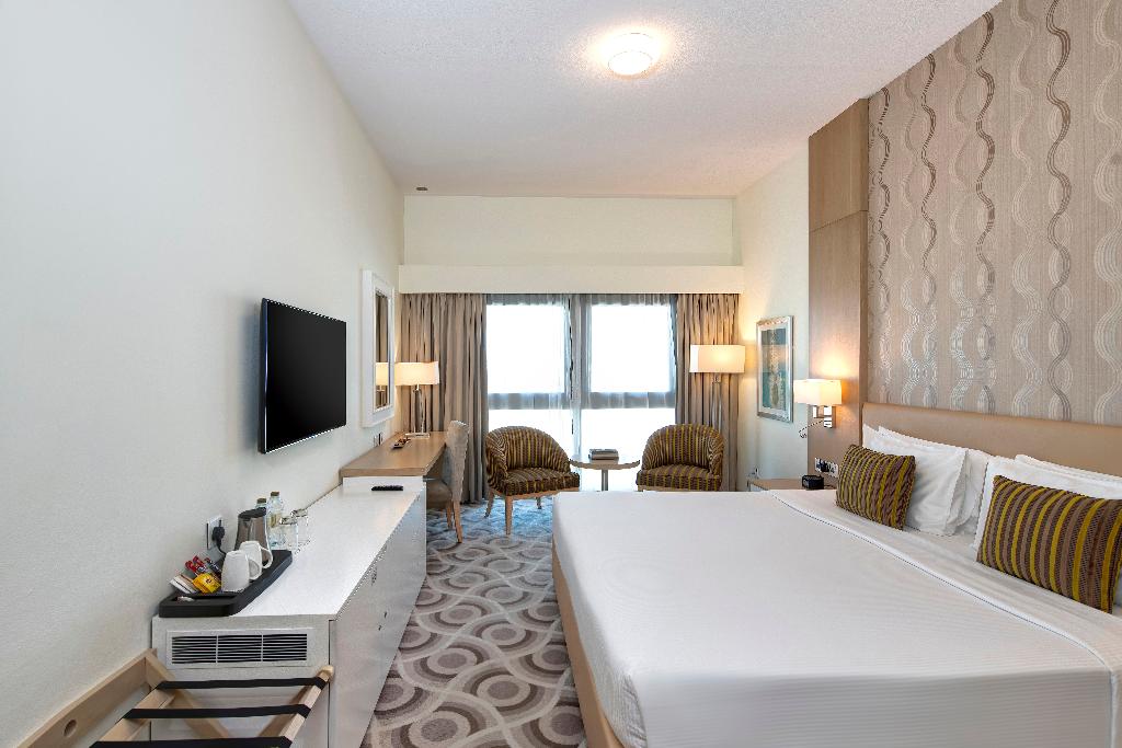 hotel-thumb