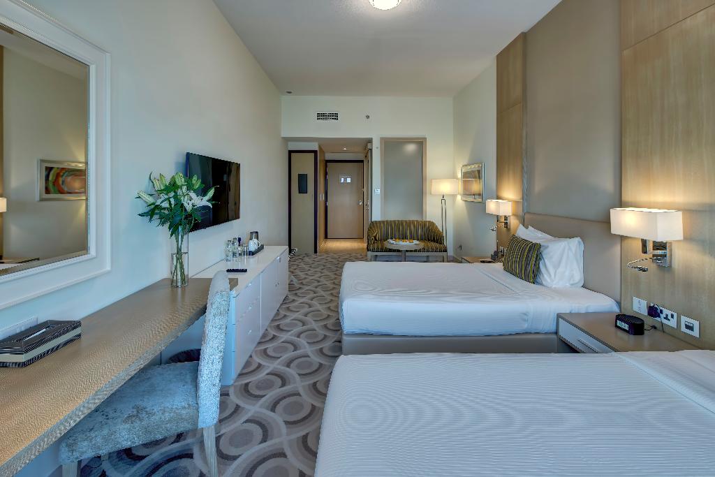 hotel-thumb