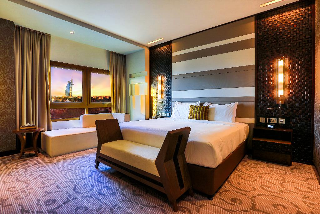 hotel-thumb