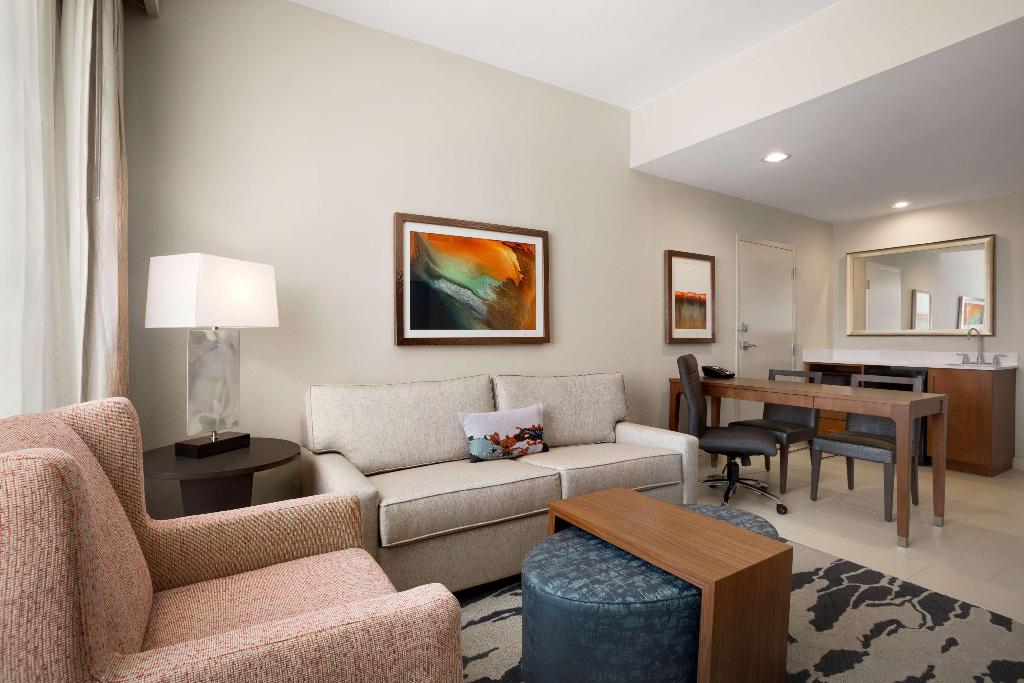 Embassy Suites by Hilton McAllen / Convention Cent