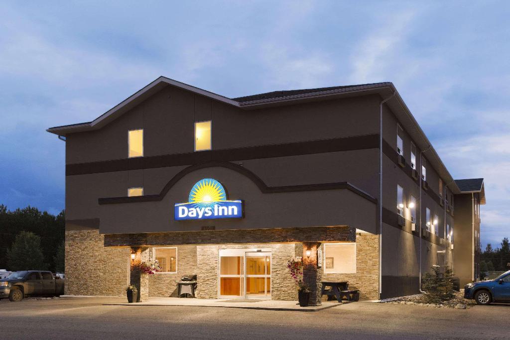 Days Inn By Wyndham Chetwynd