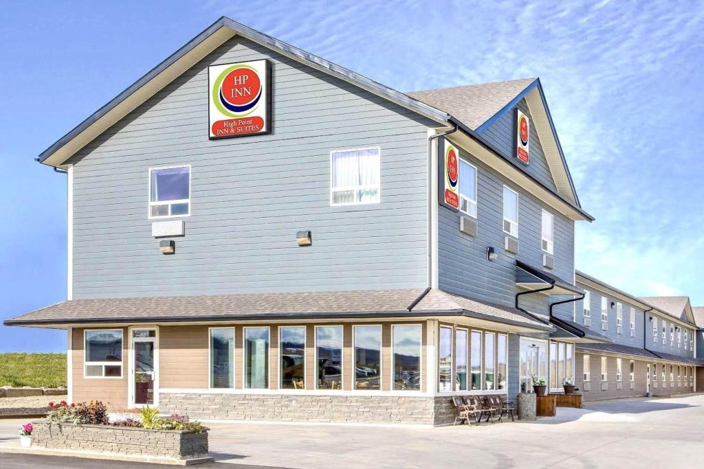 High Point Inn & Suites Peace River Hotel