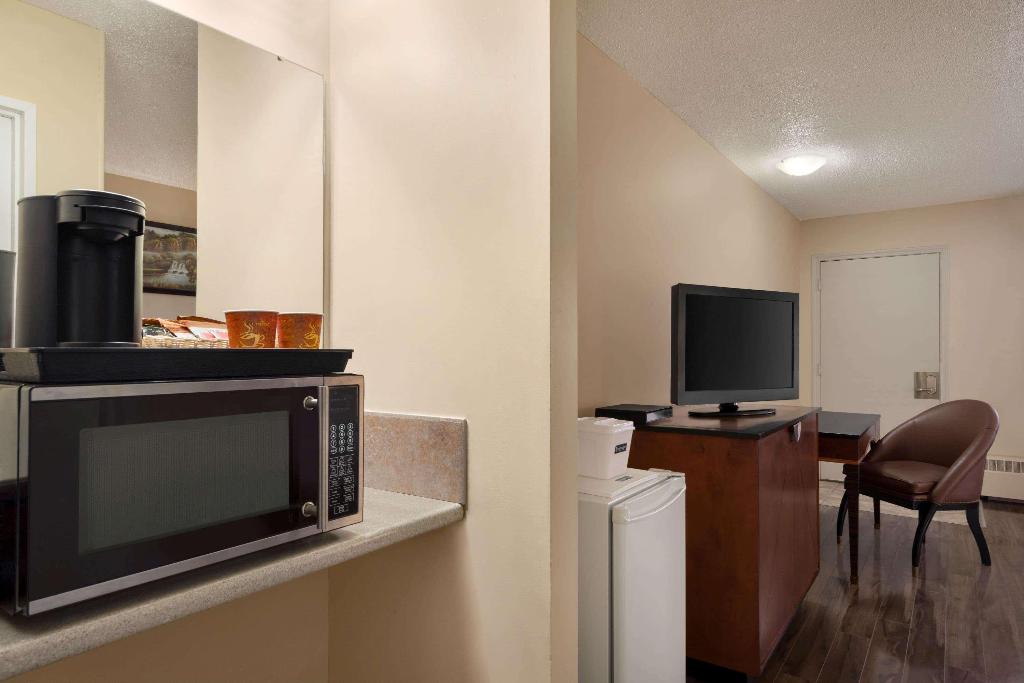 Travelodge by Wyndham Swift Current