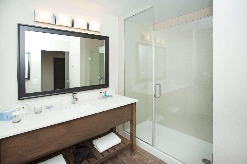 Wingate By Wyndham Calgary Airport