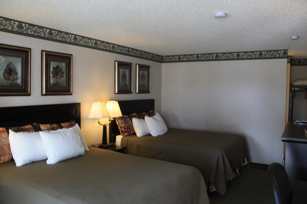 Holiday Motel