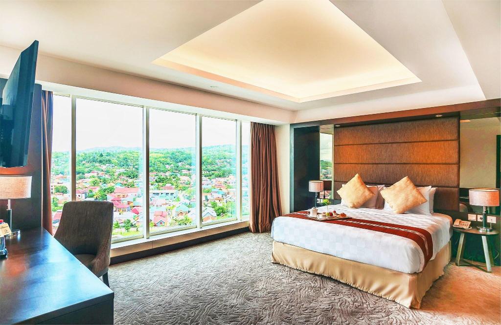 Grand Clarion Kendari
