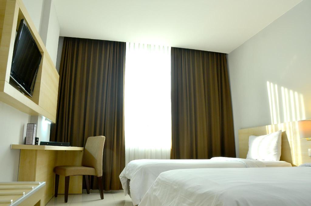 Grand Cakra Hotel