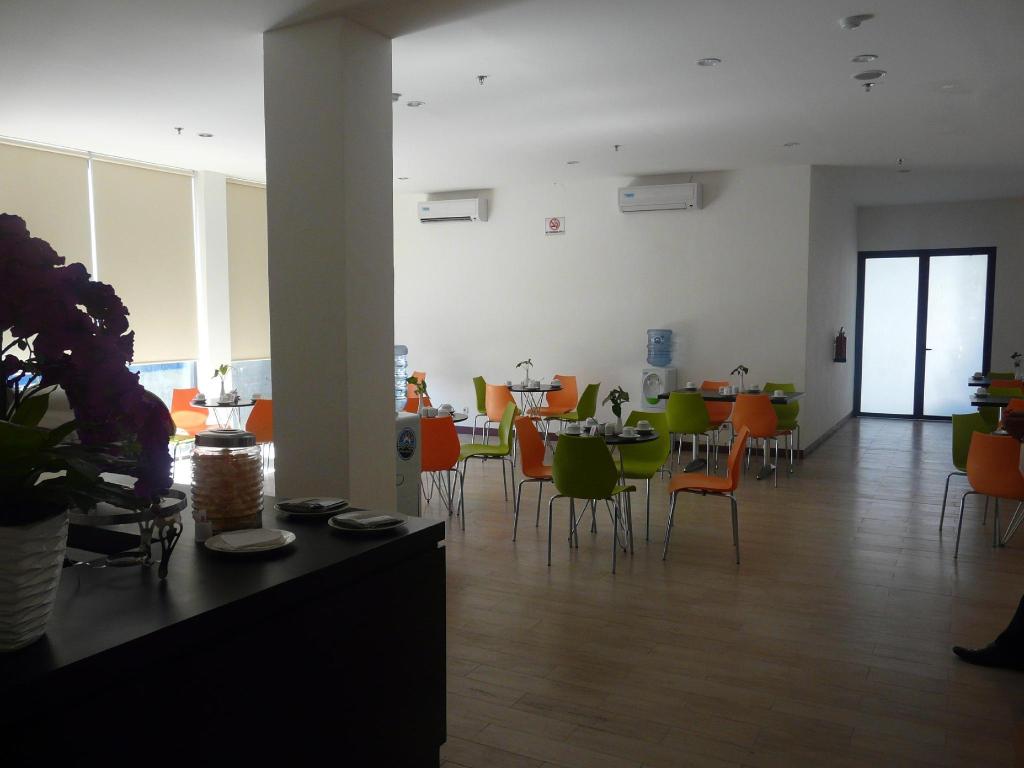 Top Hotel Manado