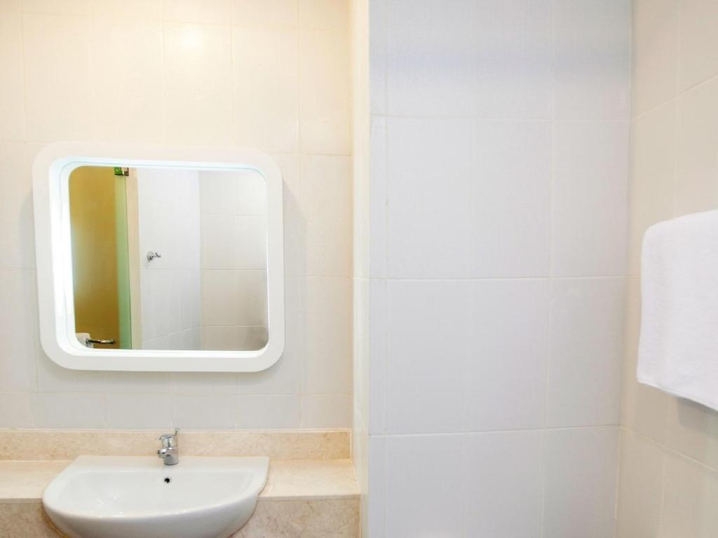 Zest Hotel Jemursari Surabaya