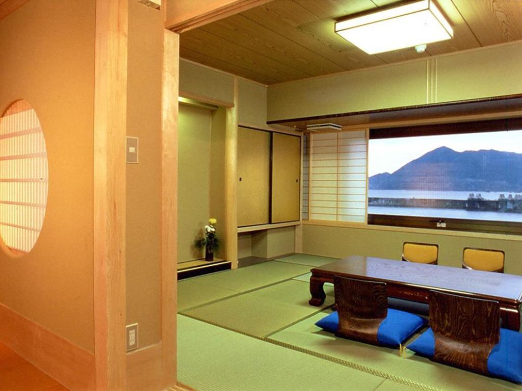 Oku-kinosaki Seaside Hotel