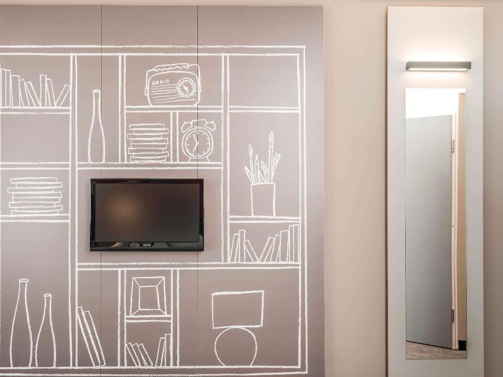 Ibis Poznan Polnoc