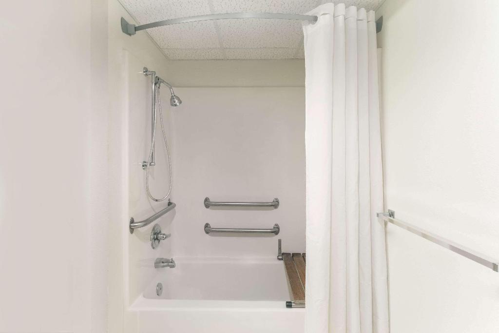 Budget inn & Suites