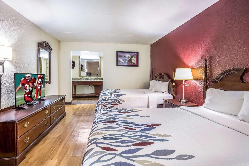 Red Roof Inn Caryville