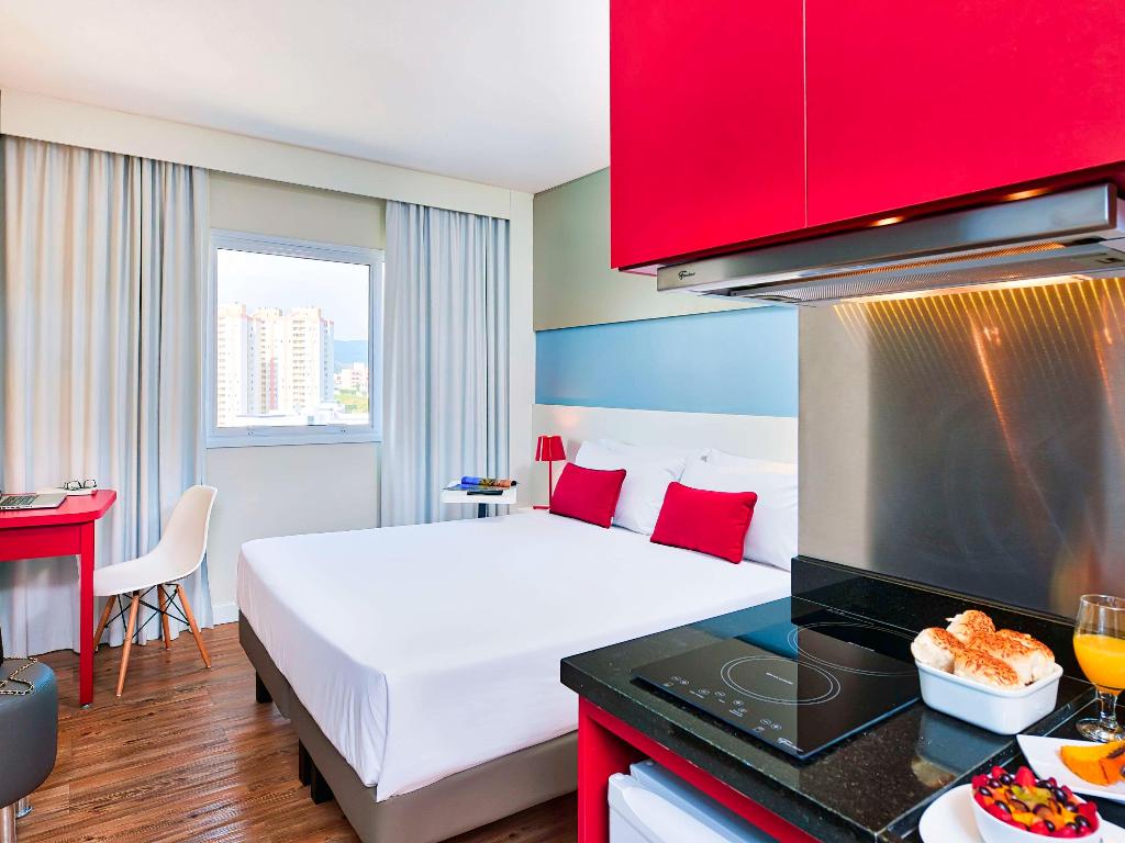 hotel-thumb