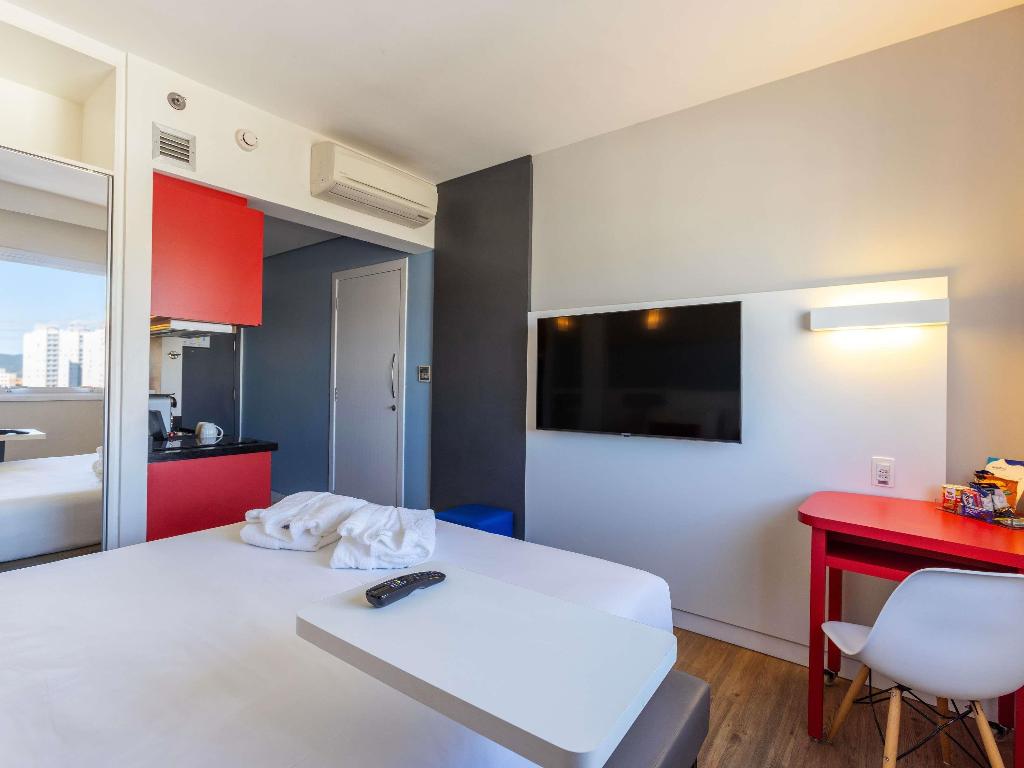 hotel-thumb