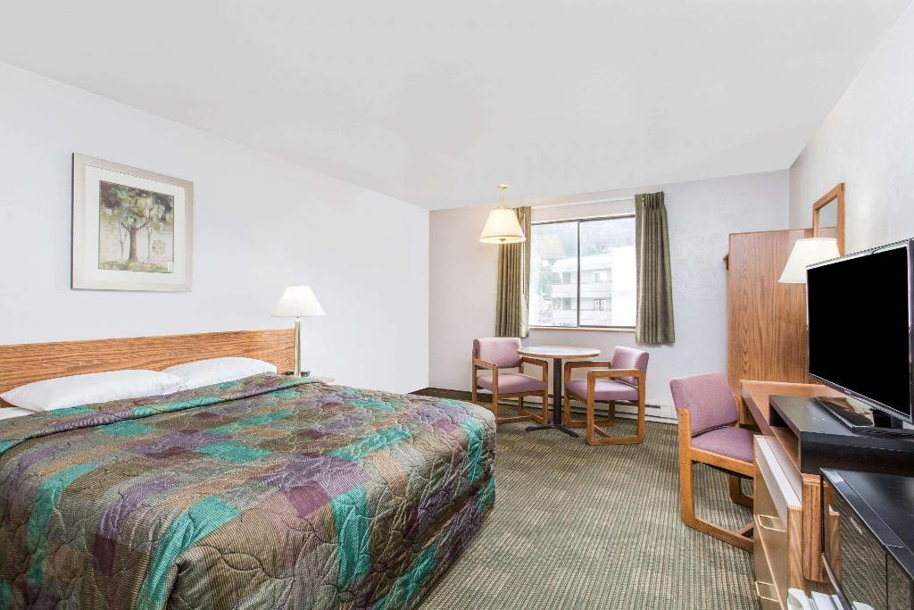 hotel-thumb