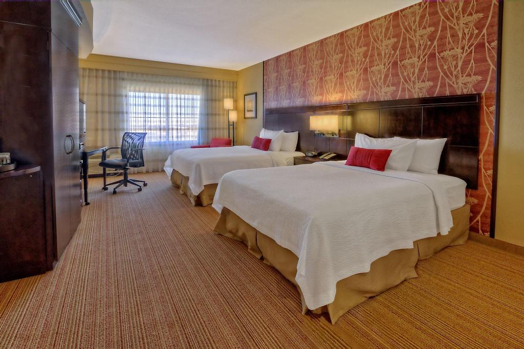 Courtyard Midland