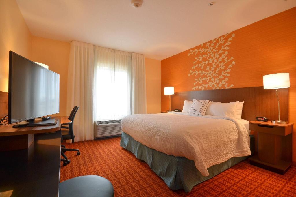 Fairfield Inn & Suites St. Louis Pontoon Beach