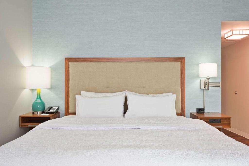 Hampton Inn & Suites North Huntingdon-Irwin